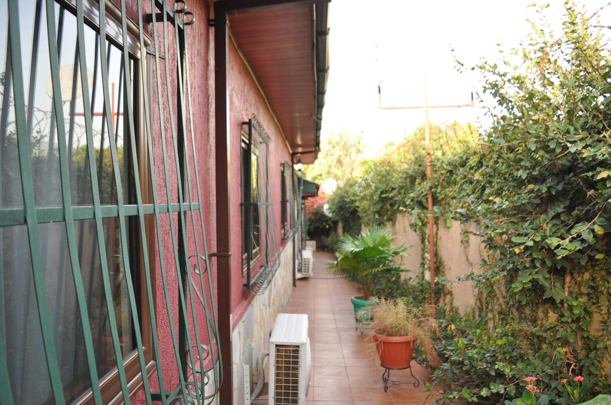 Santa Monica Home Lodge Senchi ภายนอก รูปภาพ