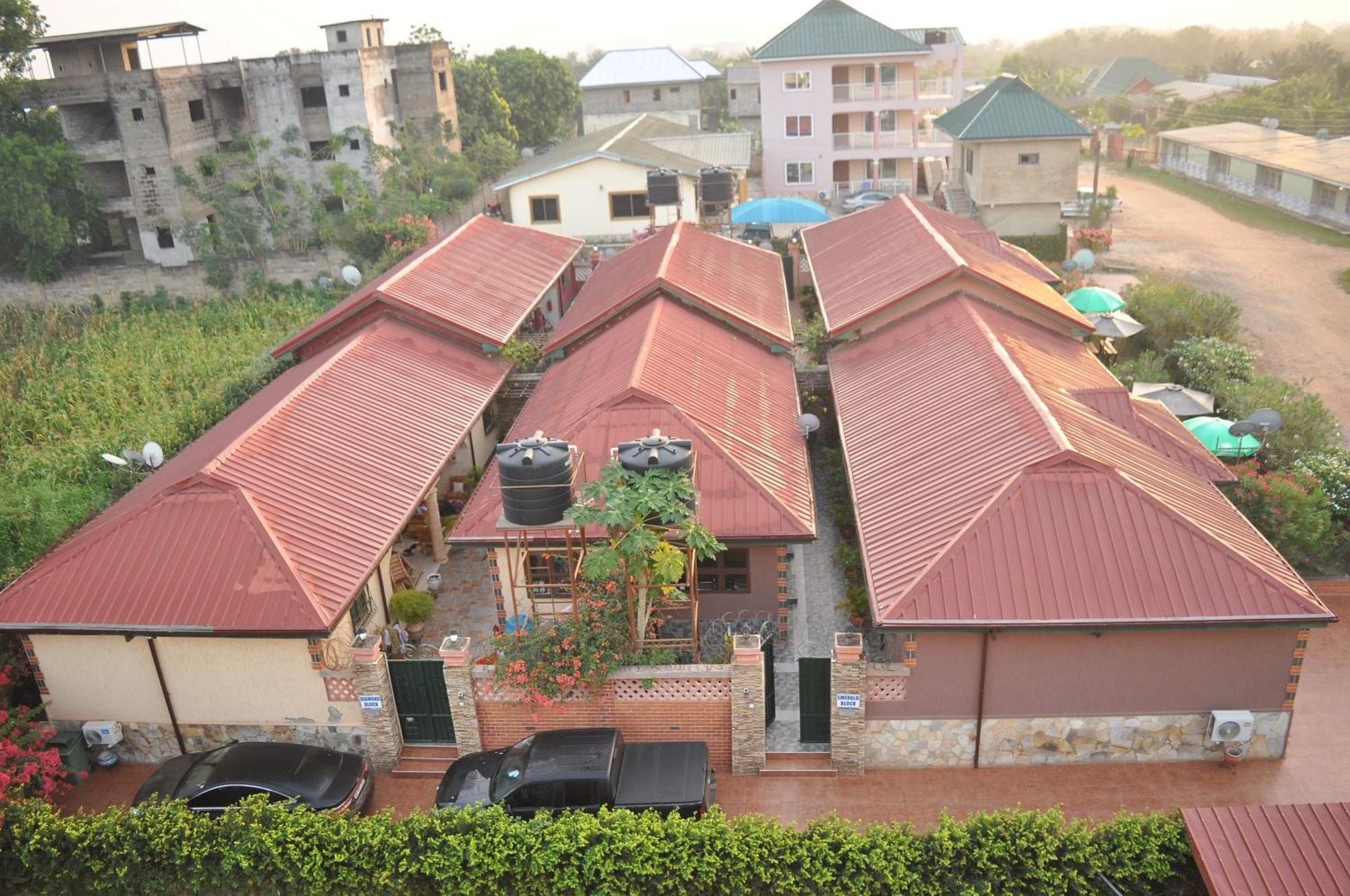 Santa Monica Home Lodge Senchi ภายนอก รูปภาพ