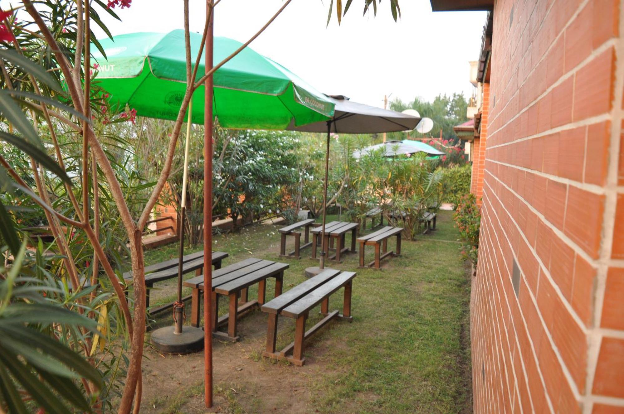 Santa Monica Home Lodge Senchi ภายนอก รูปภาพ