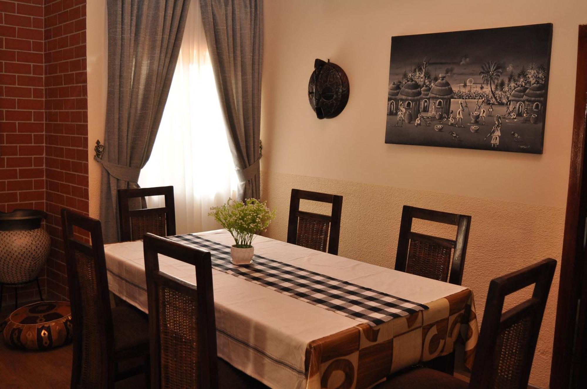 Santa Monica Home Lodge Senchi ภายนอก รูปภาพ